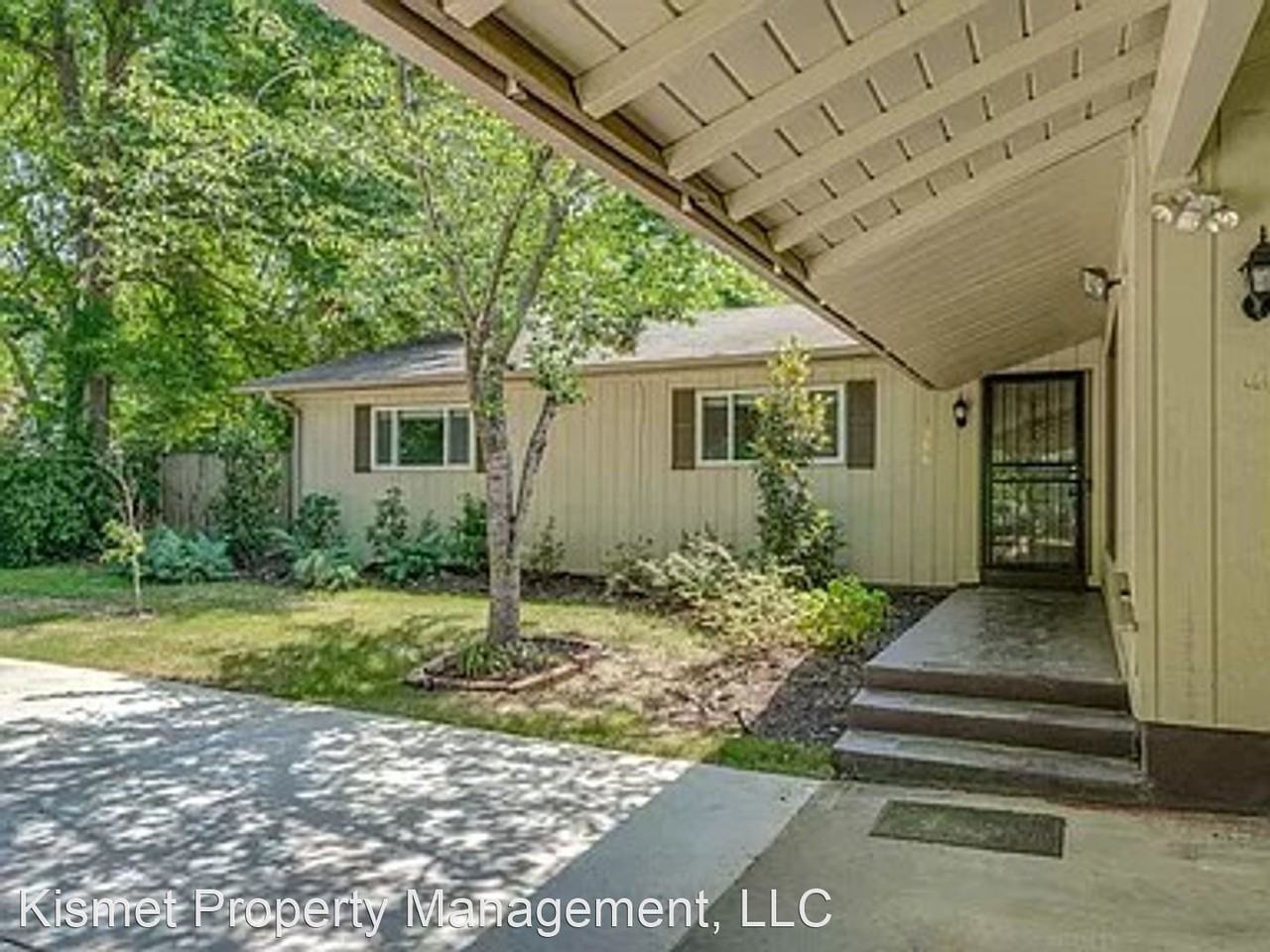 1584 Arcadia St - Photo 2 of 15