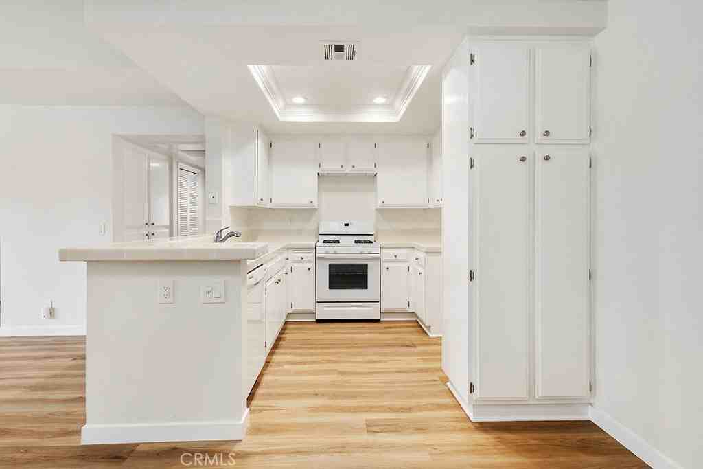 27228 Ryan Dr - Photo 3 of 14