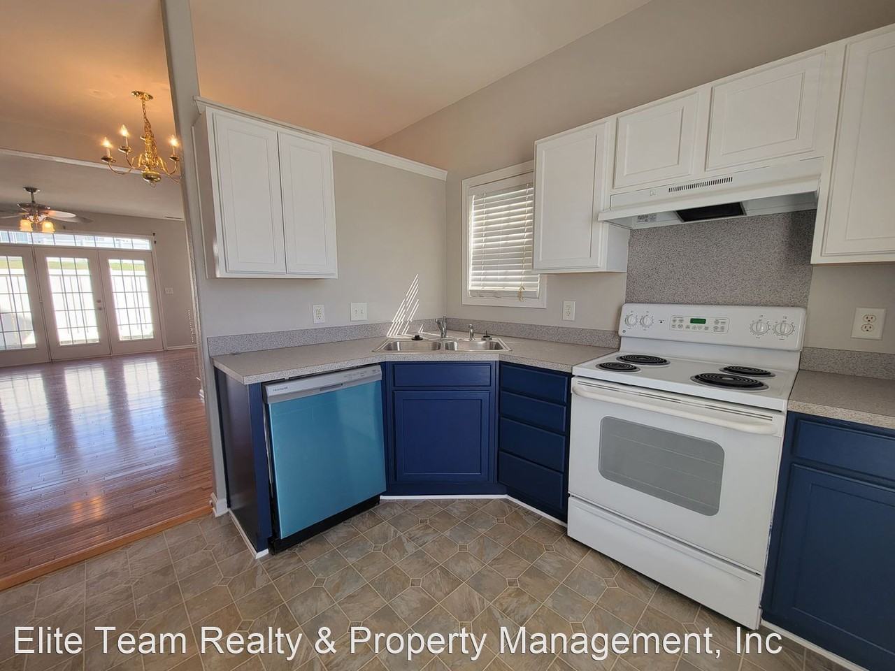 7844 Paper Birch Dr - Photo 2 of 29