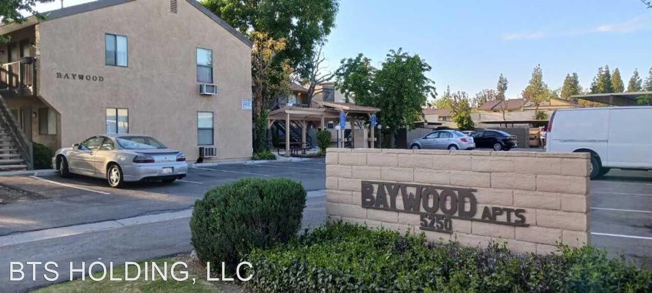 5250 Belle Terrace Apartments 5250 Belle Ter, Bakersfield, CA 93309