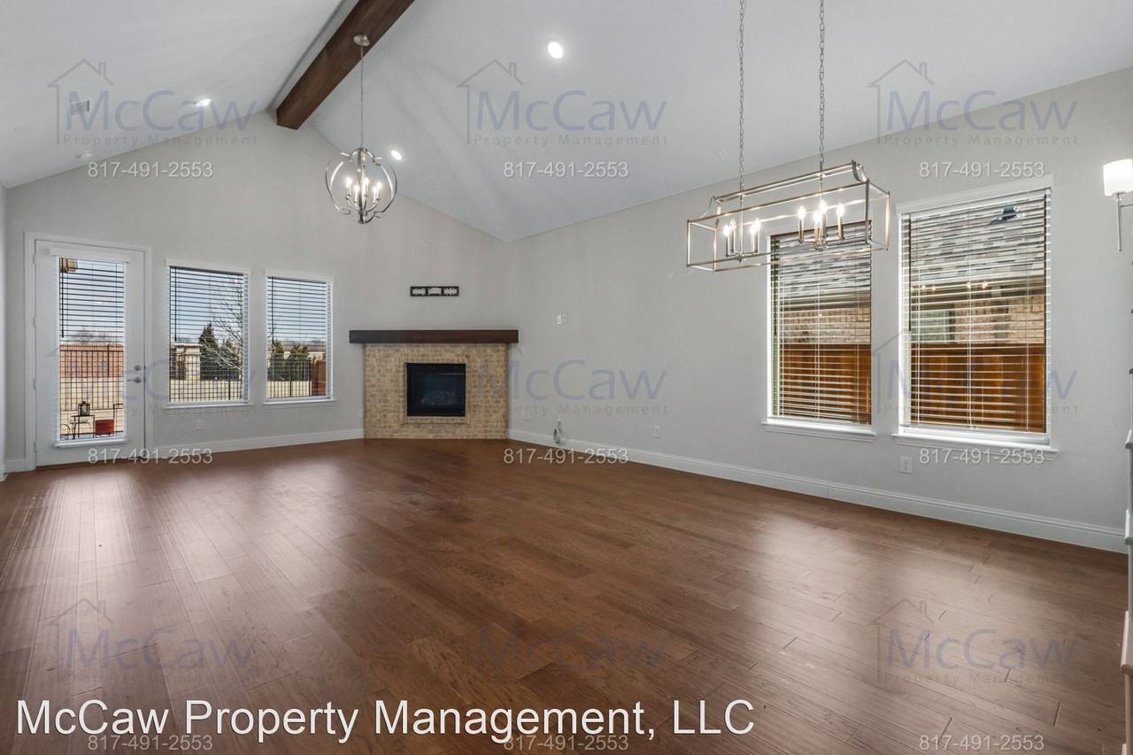 11212 Dusty Trail Ct - Photo 2 of 43