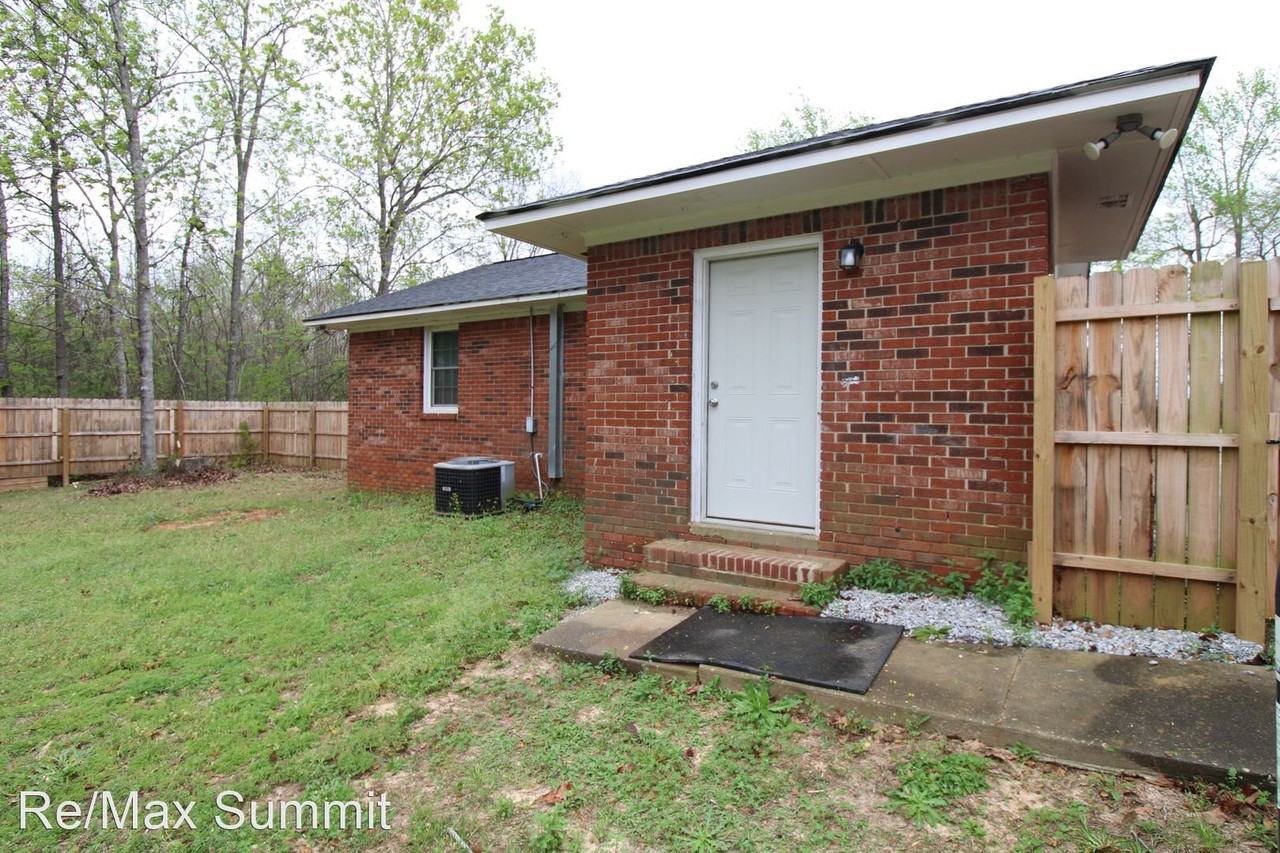 4610 Peach Orchard Rd - Photo 2 of 18