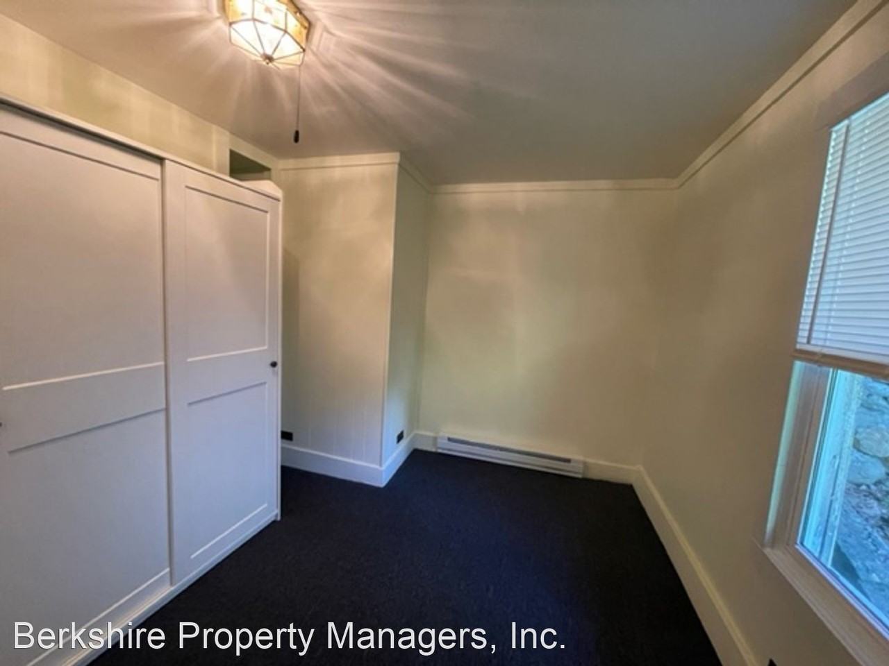 81 Summit Ave - Photo 3 of 8