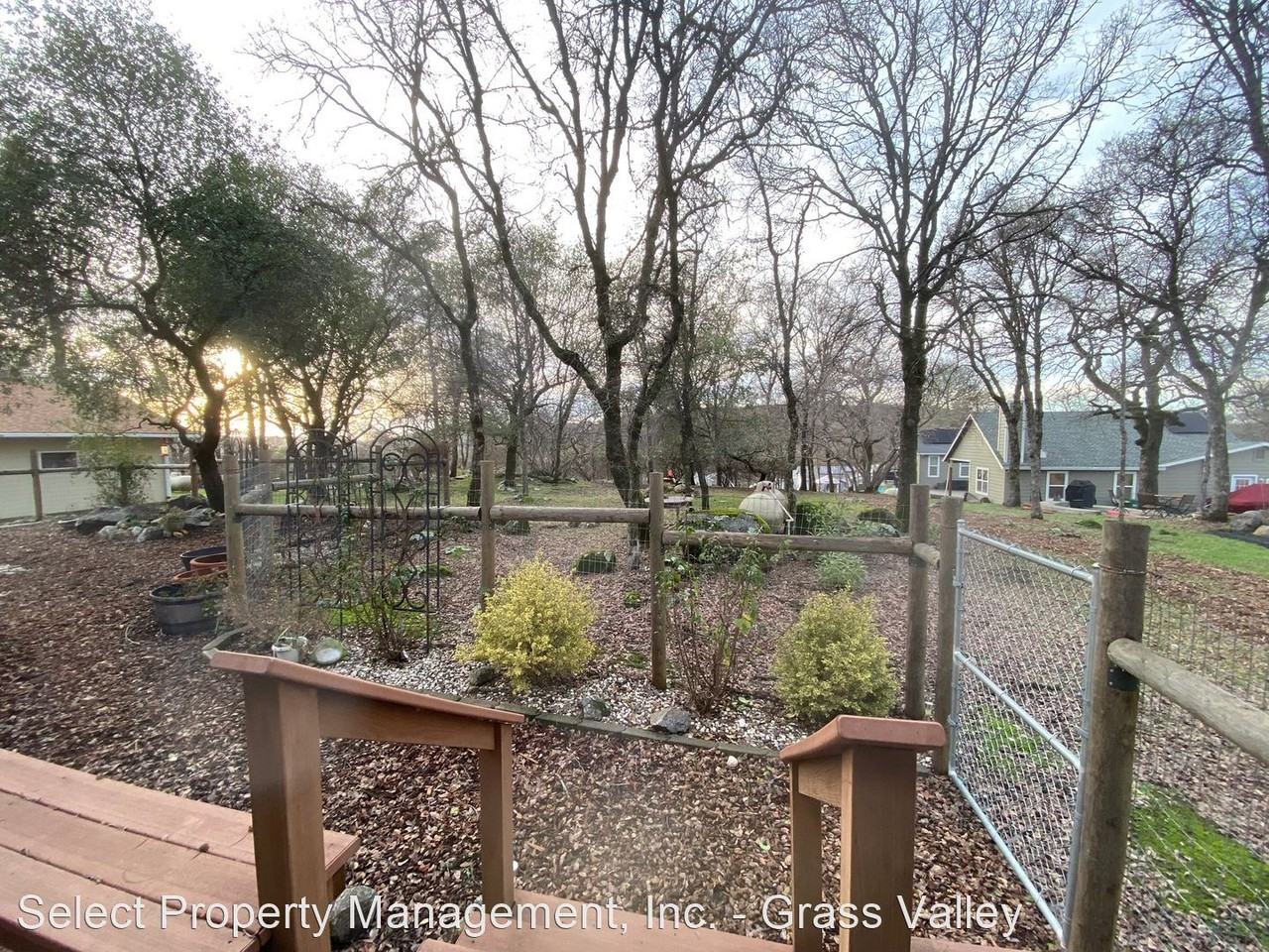 14336 Pepperwood Dr - Photo 3 of 29