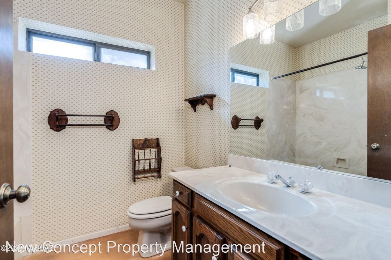 5150 N Old West Rd - Photo 2 of 35