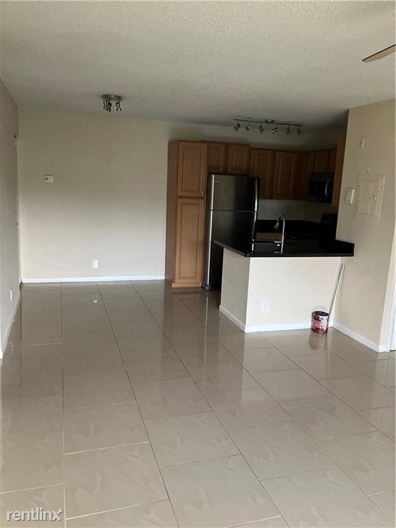901 Lyons Rd #1104 - Photo 2 of 6