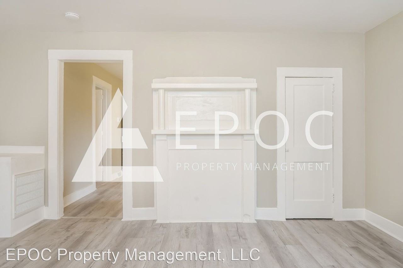2409 Waterbury St - Photo 3 of 15