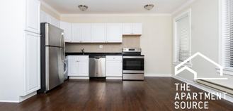 3345 N Marshfield Ave #209 - Photo 1 of 1