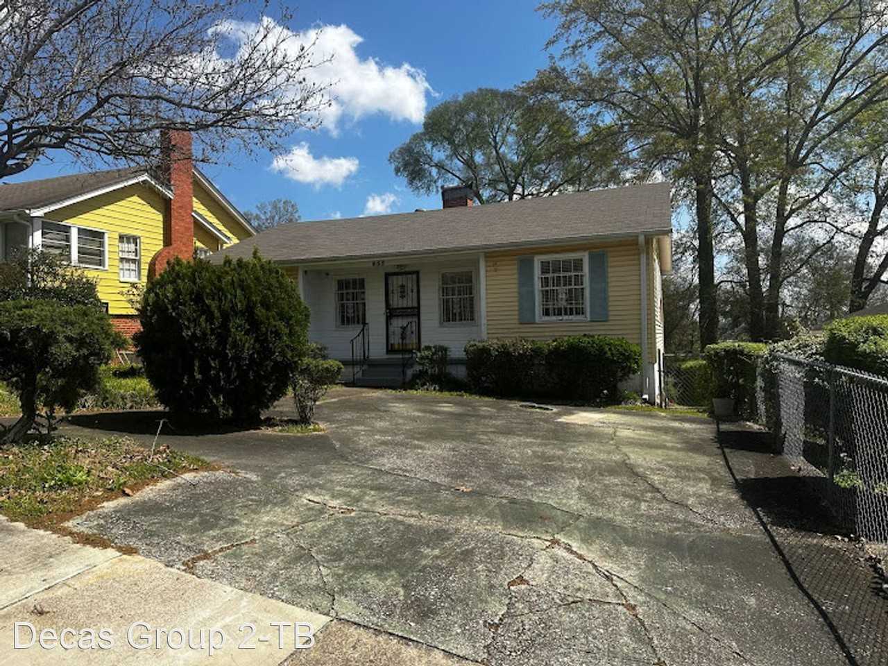 855 5th St W - Photo 2 of 25