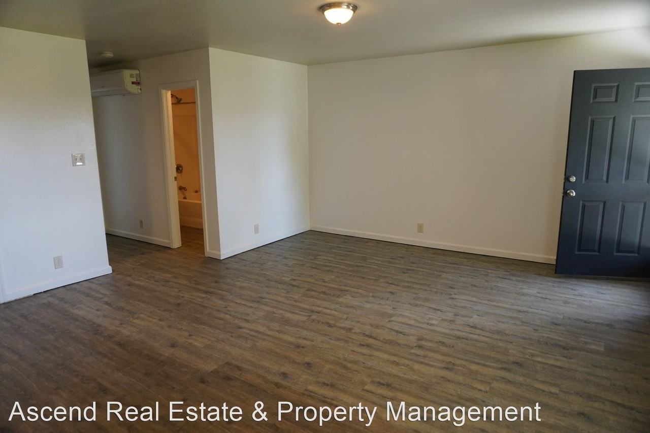 10828 Tamarron Dr #B - Photo 3 of 11