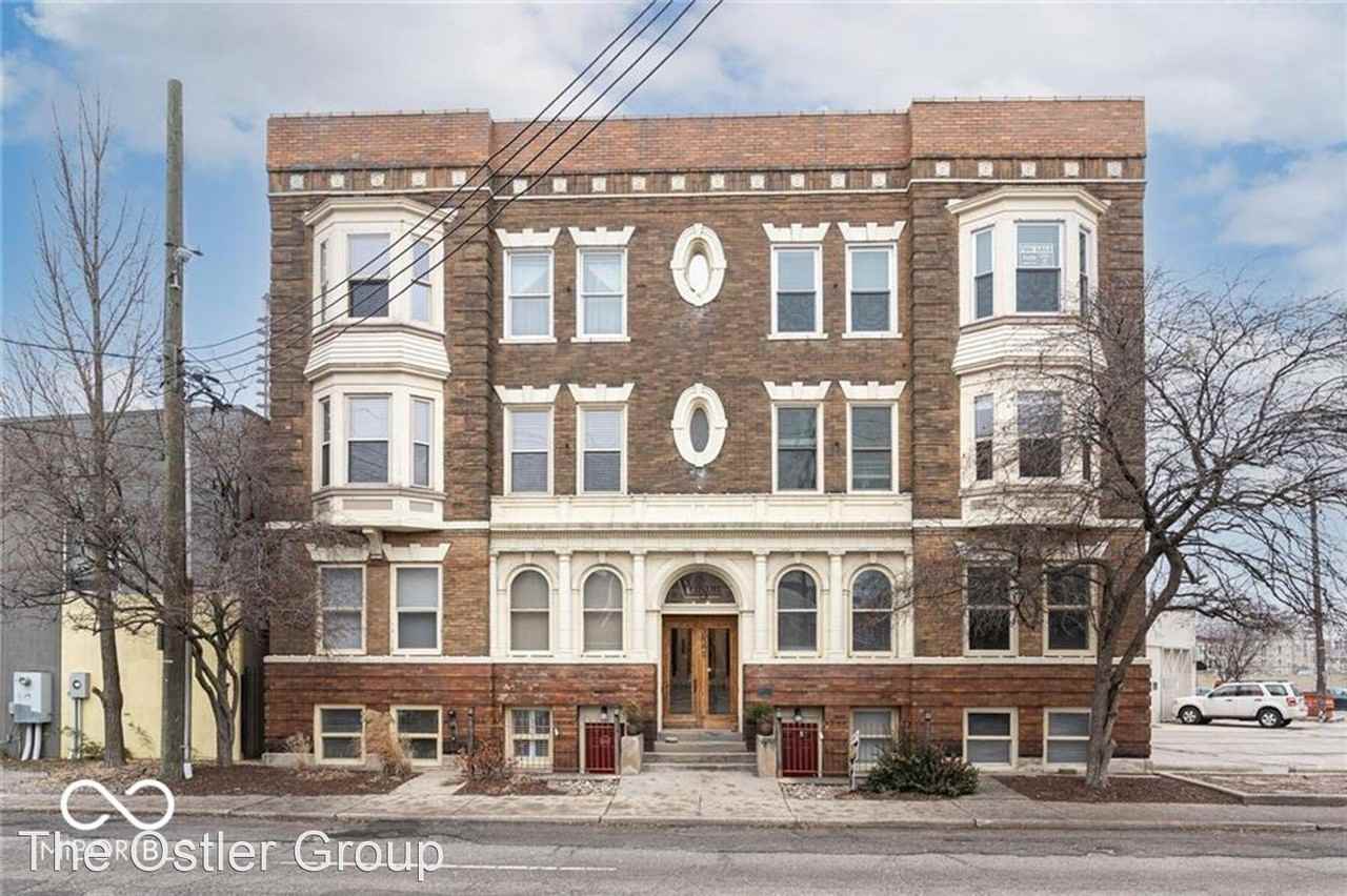643 Fort Wayne Ave - Photo 2 of 17
