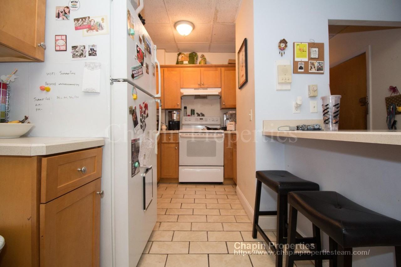 217 Washington St #1 - Photo 2 of 7