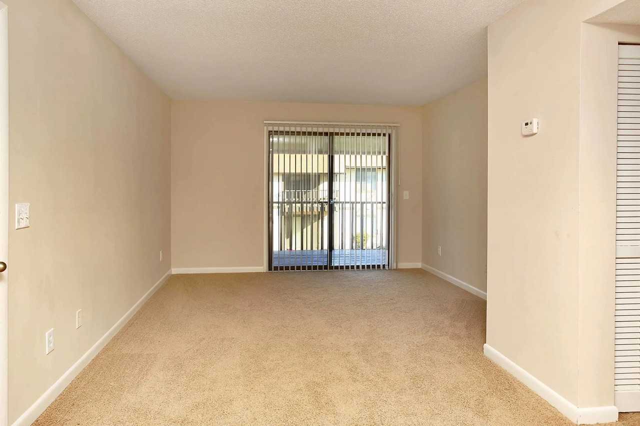 Nottingham Apartments 228 Sanders Ferry Rd, Hendersonville, TN 37075