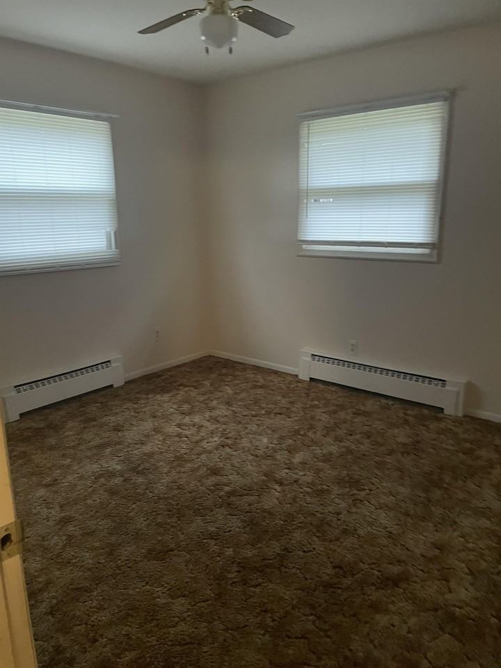 128 Hoose Ct #1 - Photo 6 of 11