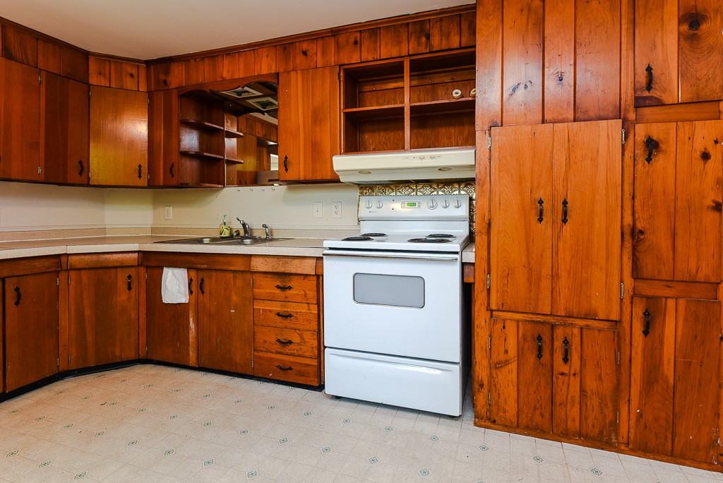 12 Walker St #B - Photo 2 of 31