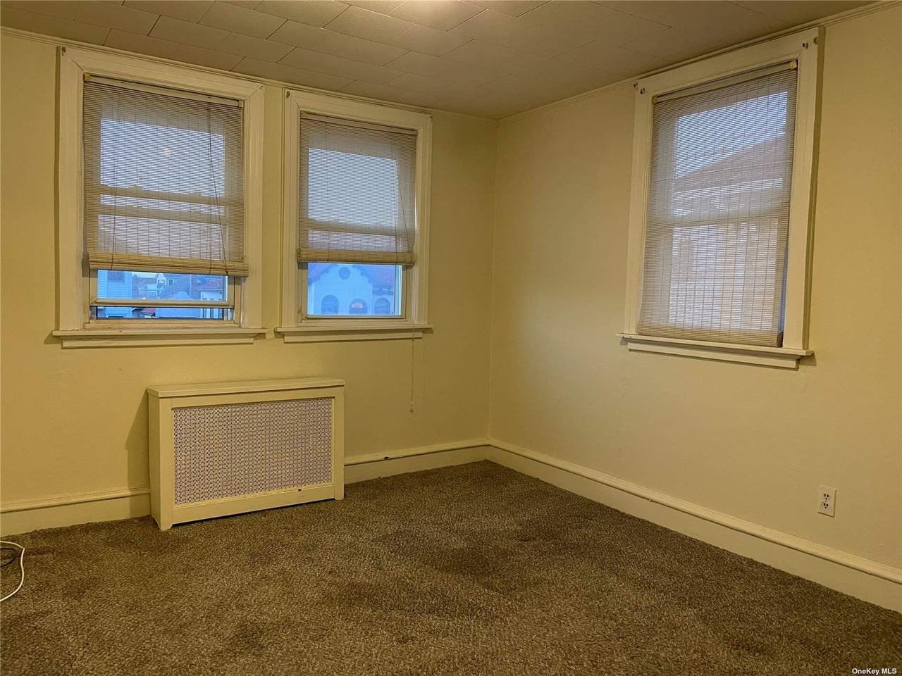 622 W Penn St - Photo 2 of 10