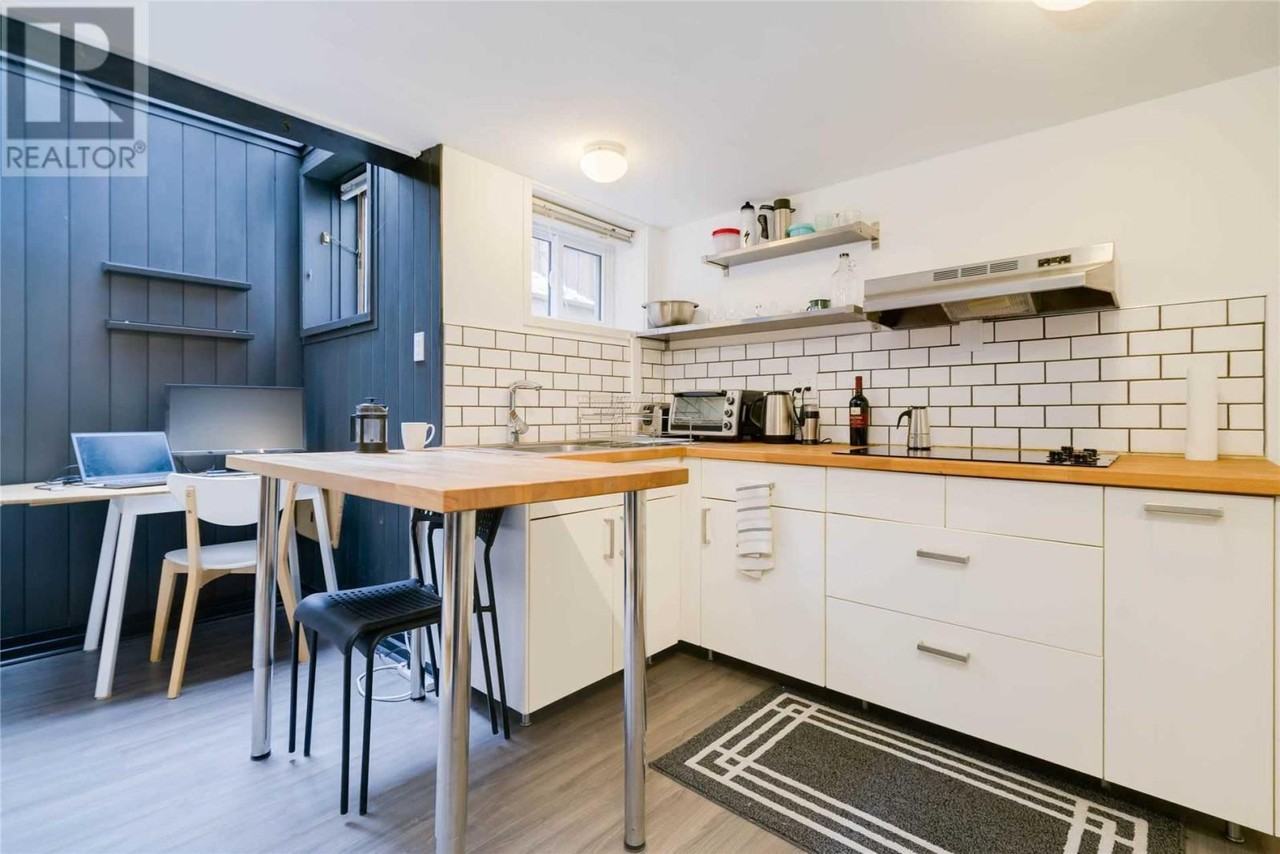 200 Robert Street - Photo 6 of 9