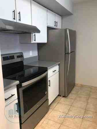 4251 Baywood Dr #4251 - Photo 3 of 12