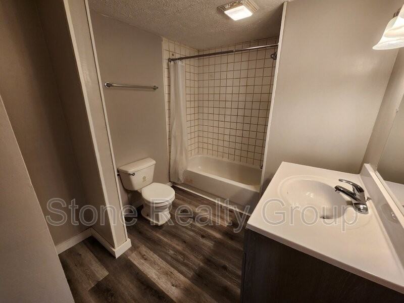 29 S 18th St - Photo 6 of 9