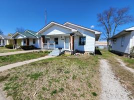 featured image of 3008 Fenwood Ave