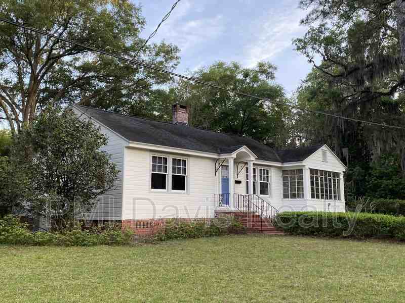 4309 Hiawatha St - Photo 2 of 12