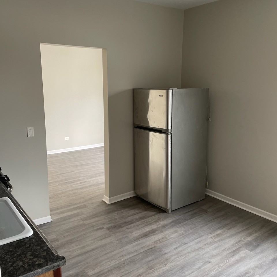 321 Wilder St #5 - Photo 2 of 8