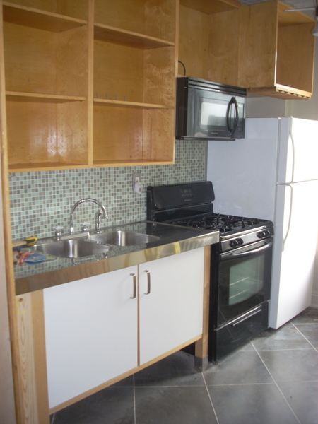 38th Street-Borough Park-LISTING ID 150158 - Photo 2 of 8