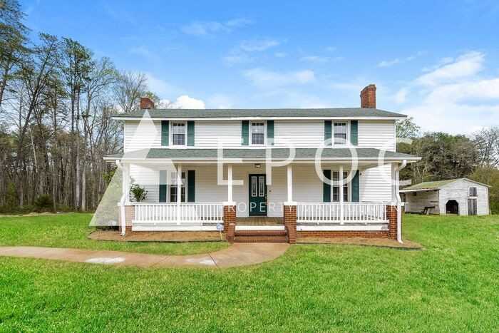 1101 Piney Mountain Rd - Photo 2 of 15