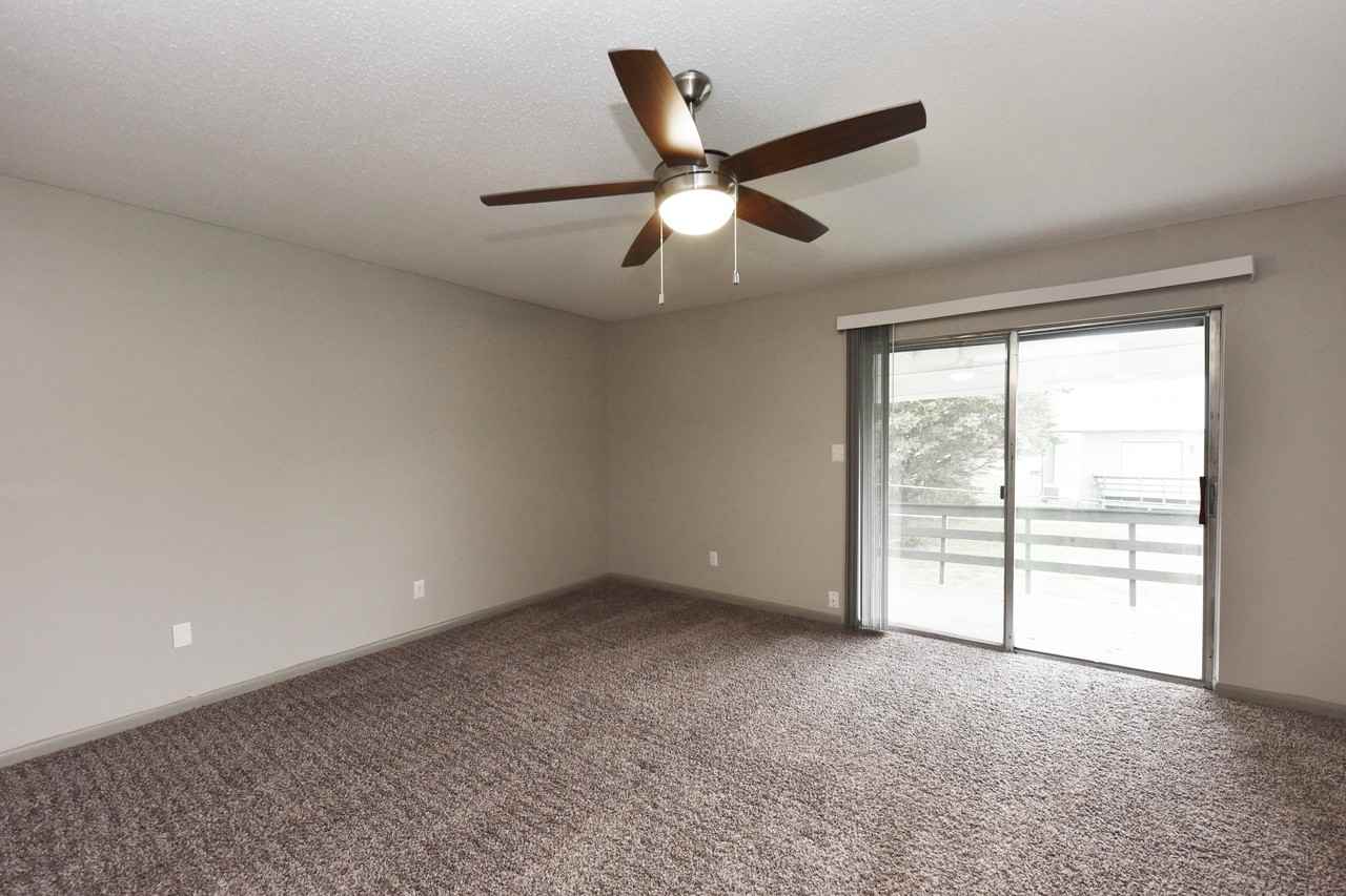 Veranda at the Ridge - Photo 7 of 31