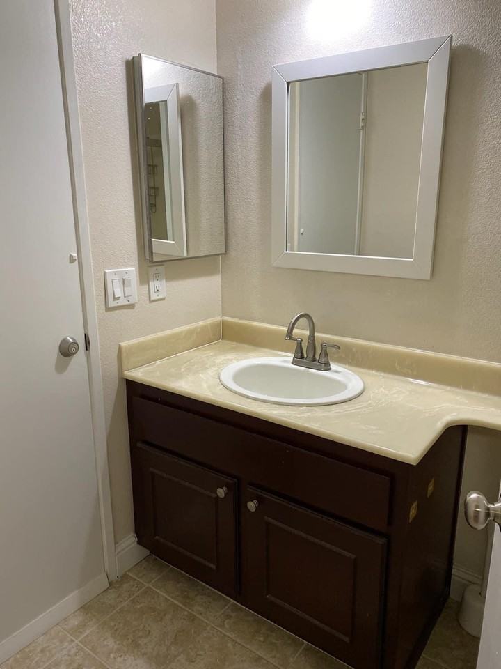 146 Boardwalk Way - Photo 3 of 3