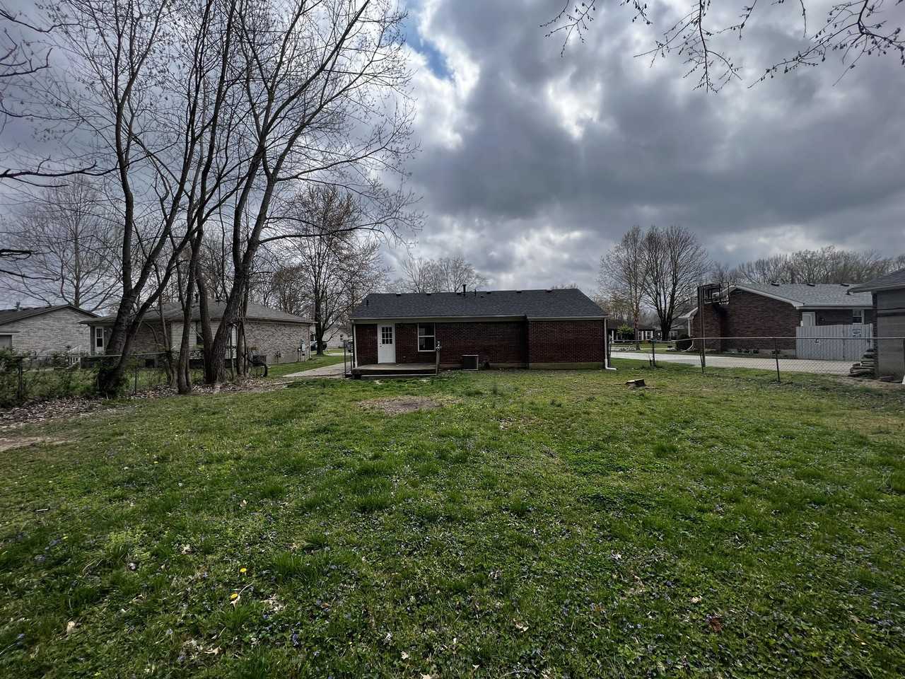 9408 Pirouette Ave #1 - Photo 6 of 31