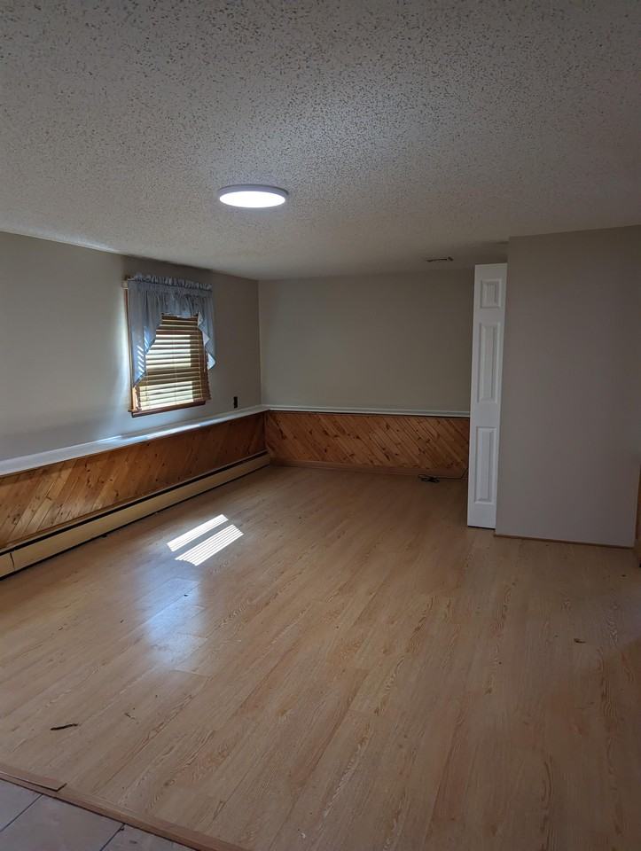 407 S Dupont Rd #1 - Photo 2 of 13