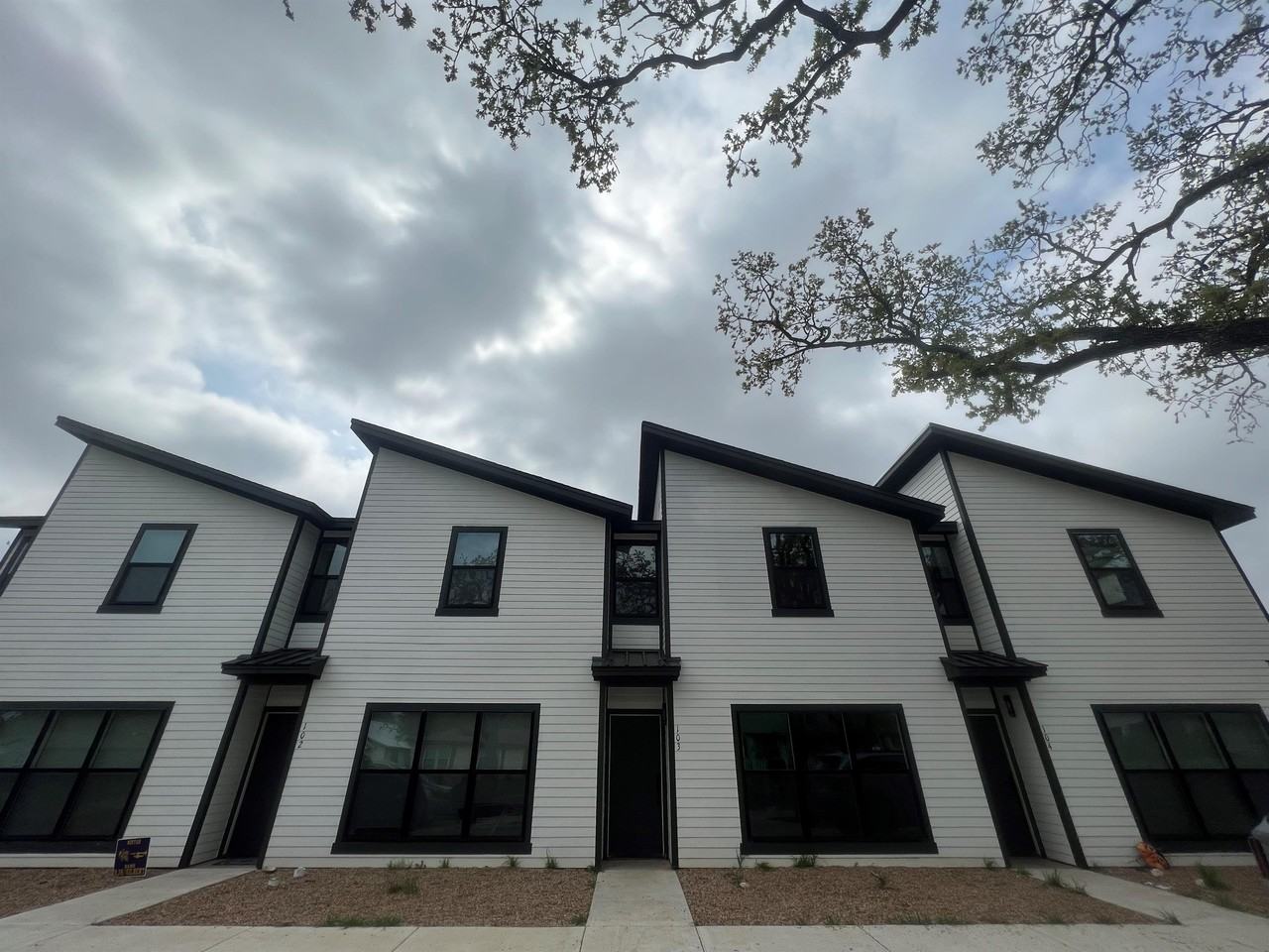 794 West Pecan Street #103