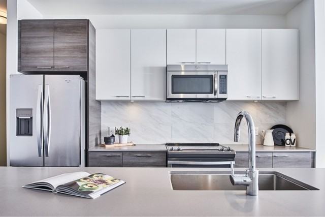 10581 140 Street - Photo 6 of 9