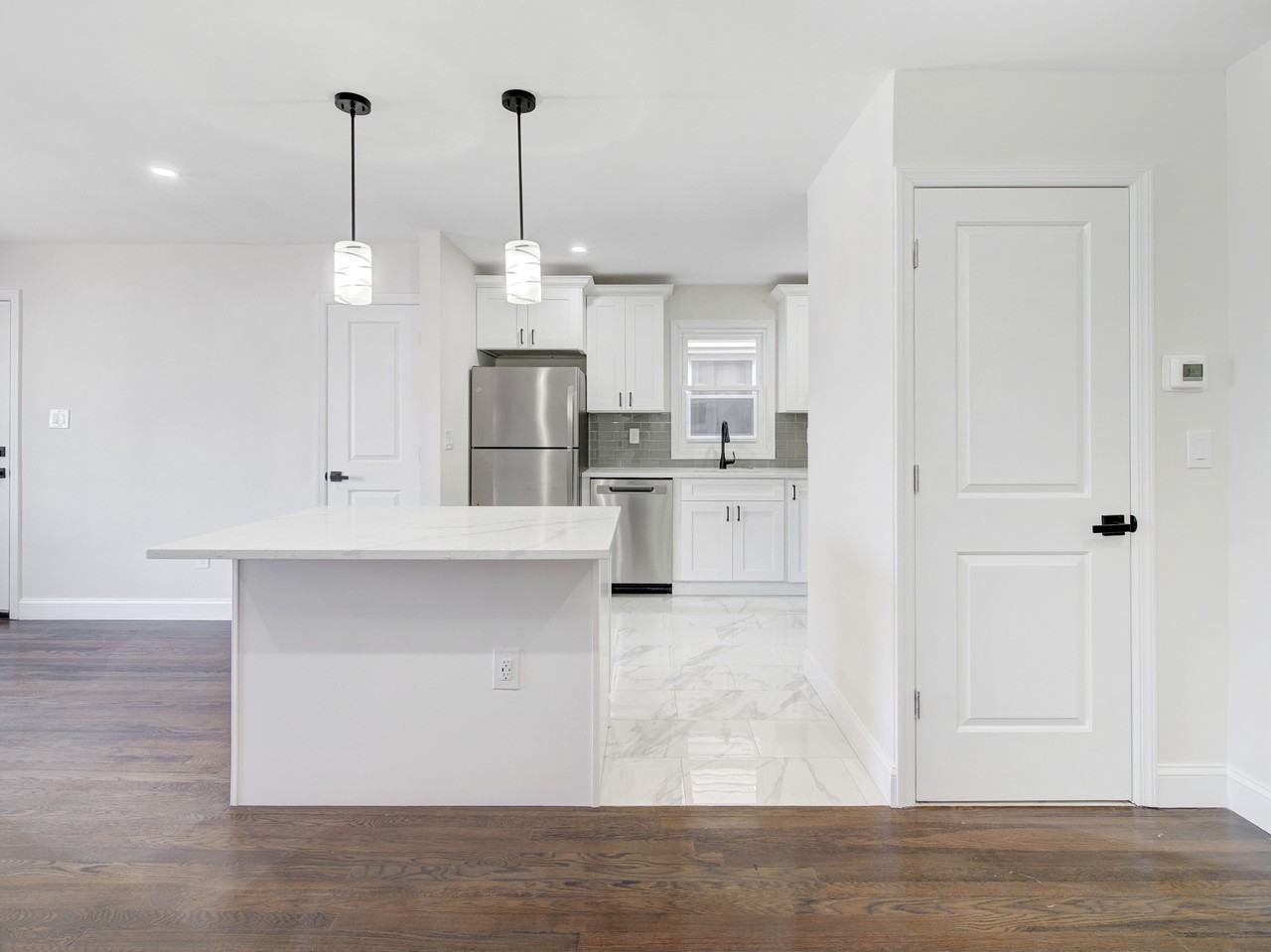 159 Roosevelt Avenue #1st floor - Photo 2 of 19