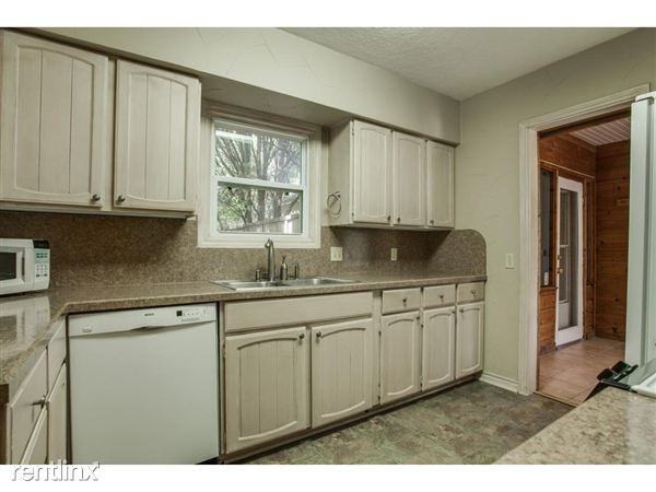 8315 Midway Rd - Photo 2 of 7