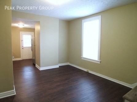 416 E Mithoff St - Photo 3 of 11