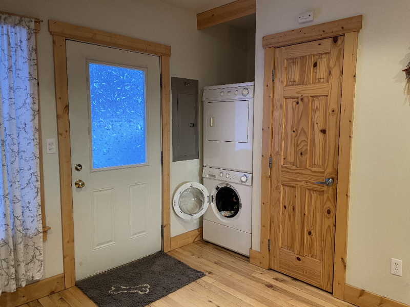 36 Skyline St - Photo 3 of 8