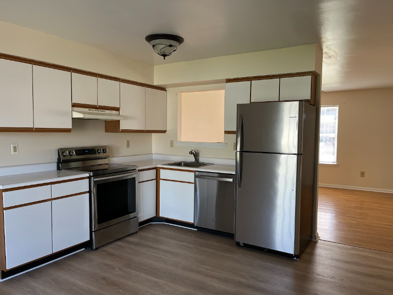 436 S Spinnaker Ln - Photo 3 of 19