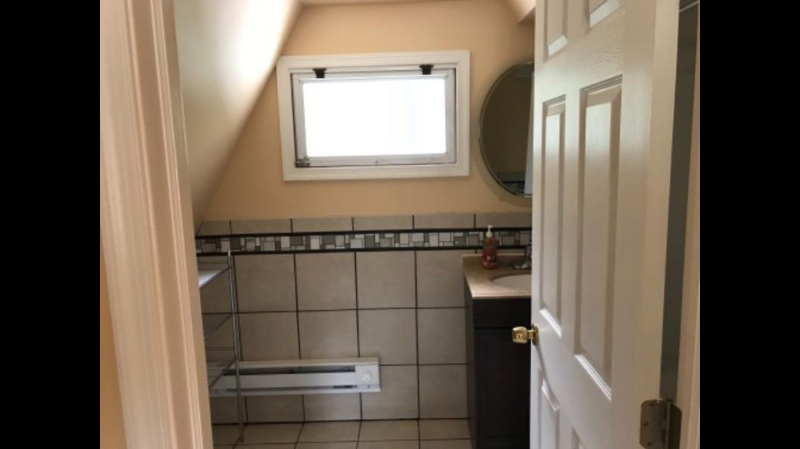 324 Easton Rd #4 - Photo 3 of 4