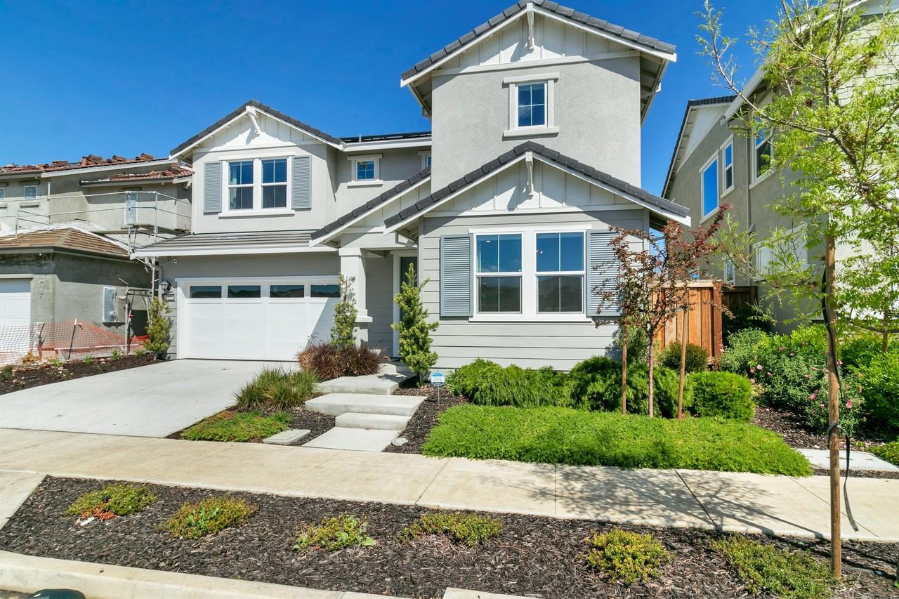 285 Bear Creek Dr #1 - Photo 2 of 41