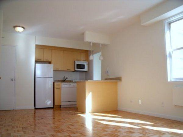 W 140th Street and Lenox Ave - Harlem - Photo 3 of 5