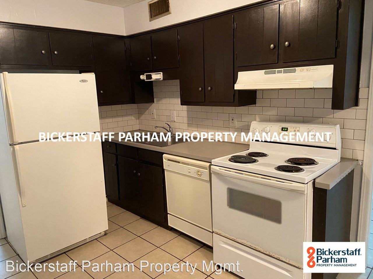 1015  Twelfth Avenue - Photo 3 of 10