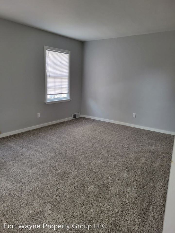 4525 Wilmette St - Photo 3 of 11
