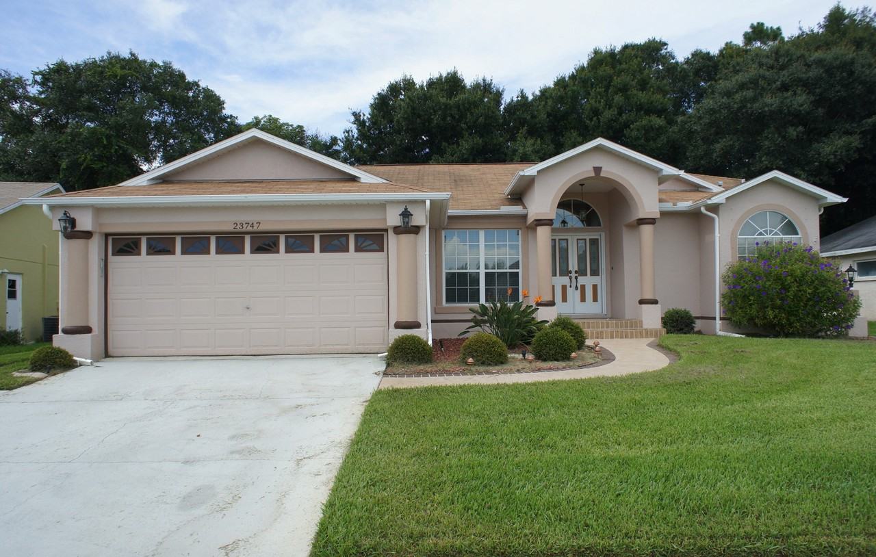 23747 Pow Wow Dr - Photo 2 of 18