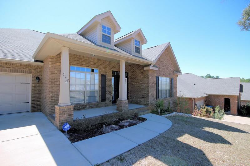 642 Red Fern Rd - Photo 2 of 34