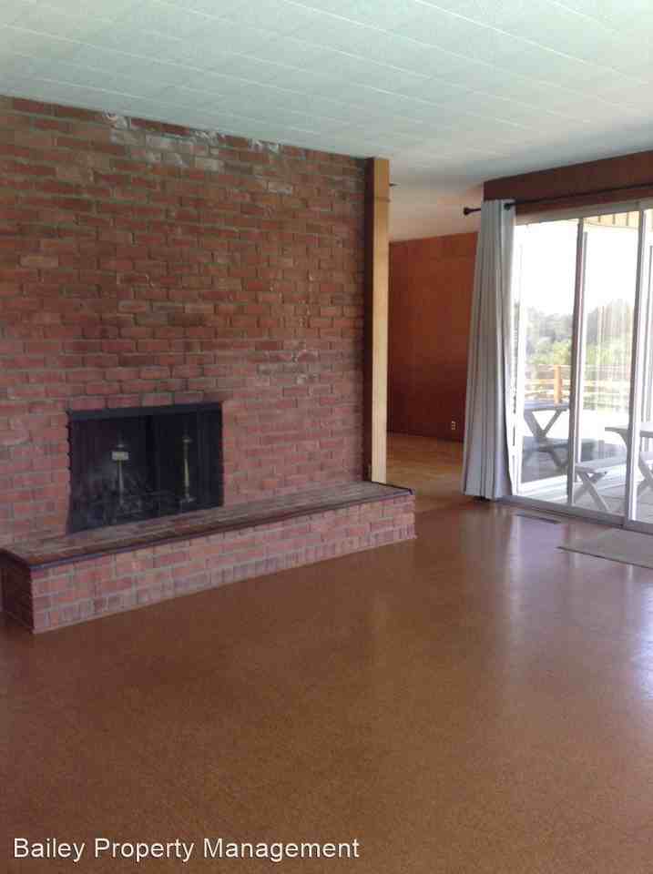520 Hauer Apple Way - Photo 2 of 5