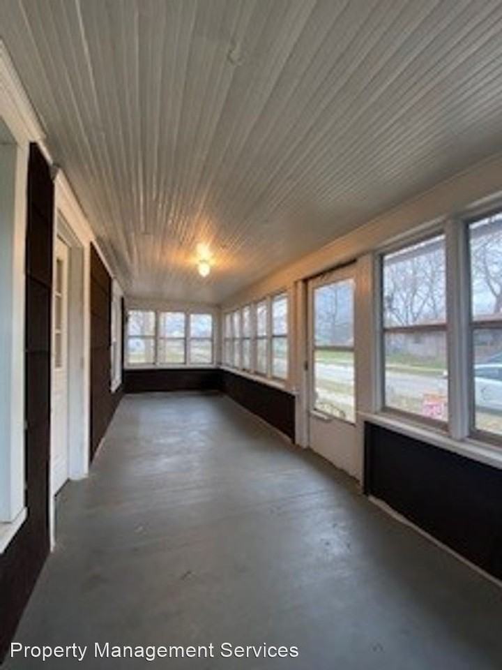 1625 Florence St - Photo 2 of 34