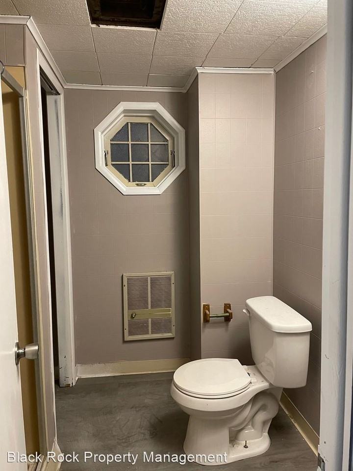 125 1st St - Photo 2 of 11