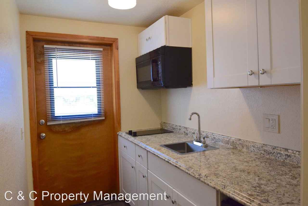 570 - 574 Belden Street - Photo 3 of 5